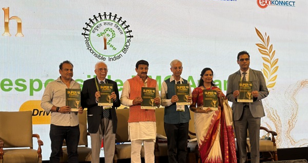 With Mukesh Gulati, ED FMC; Rakesh Rewari, Jury Member BMO Awards; Asim Sharma, WWF India; Padma Shri Nila Madhab Panda; Dr Nidhi Pundhir, HCLTech & HCLFoundation